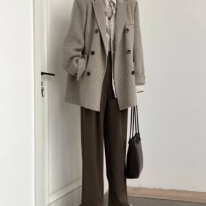 Áo Mangto Phối Viền Nổi Bật